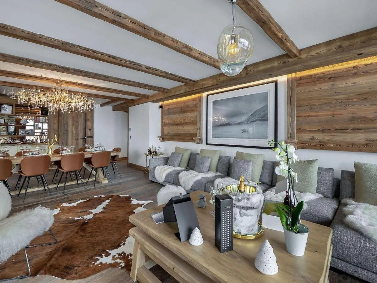 Appartement Elegant Avec Jacuzzi A Val-D'Isere - 4 Chambres En Suite, Proche Piste De Bellevarde - Fr-1-567-87